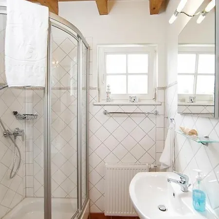 Seepferdchen, 08a, Haus Ruegen 8a Hébergement de vacances *