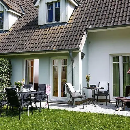 Hébergement de vacances Seepferdchen, 08a, Haus Ruegen 8a Nienhagen