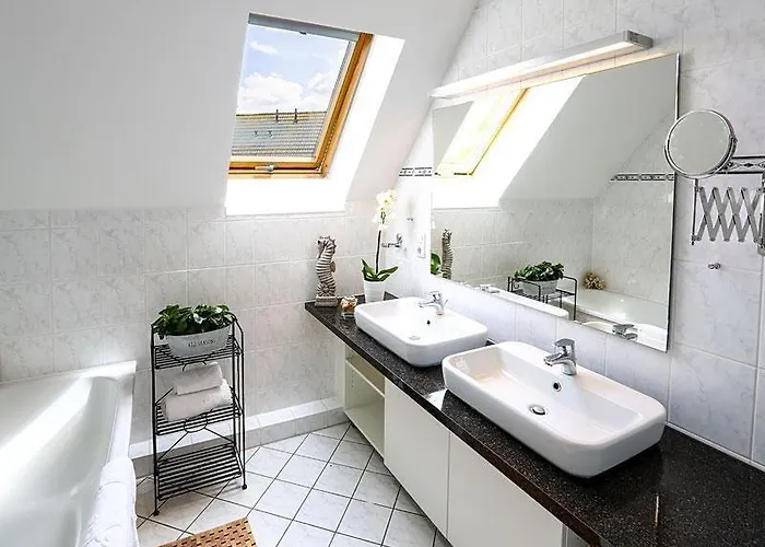 Seepferdchen, 08a, Haus Ruegen 8a Nienhagen